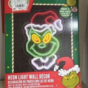 Grinch Neon Light Wall Décor